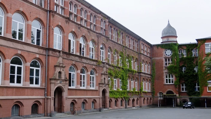 Außenansicht Viktoriaschule (Viko)