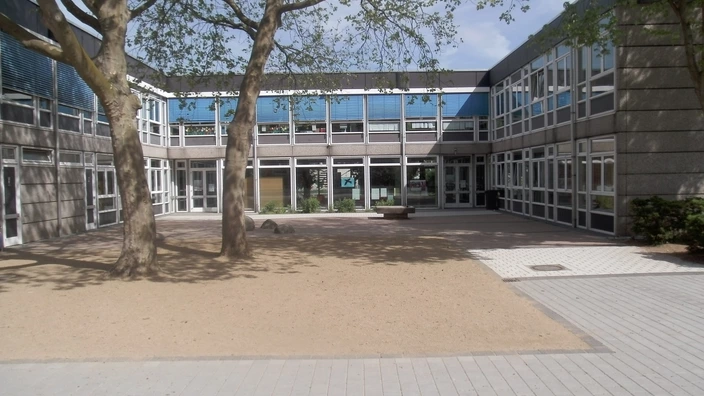 Außenansicht Heinrich-Hofmann-Schule (HeiHo)