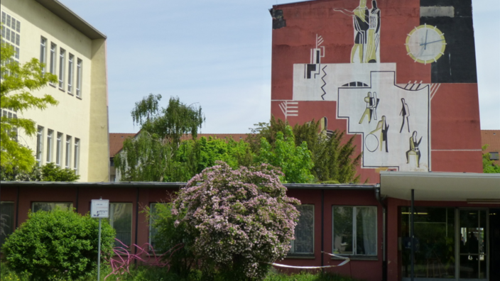 Außenansicht Wilhelm-Leuschner-Schule (WLS)