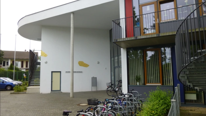 Außenansicht Heinrich-Heine-Schule (HHS)